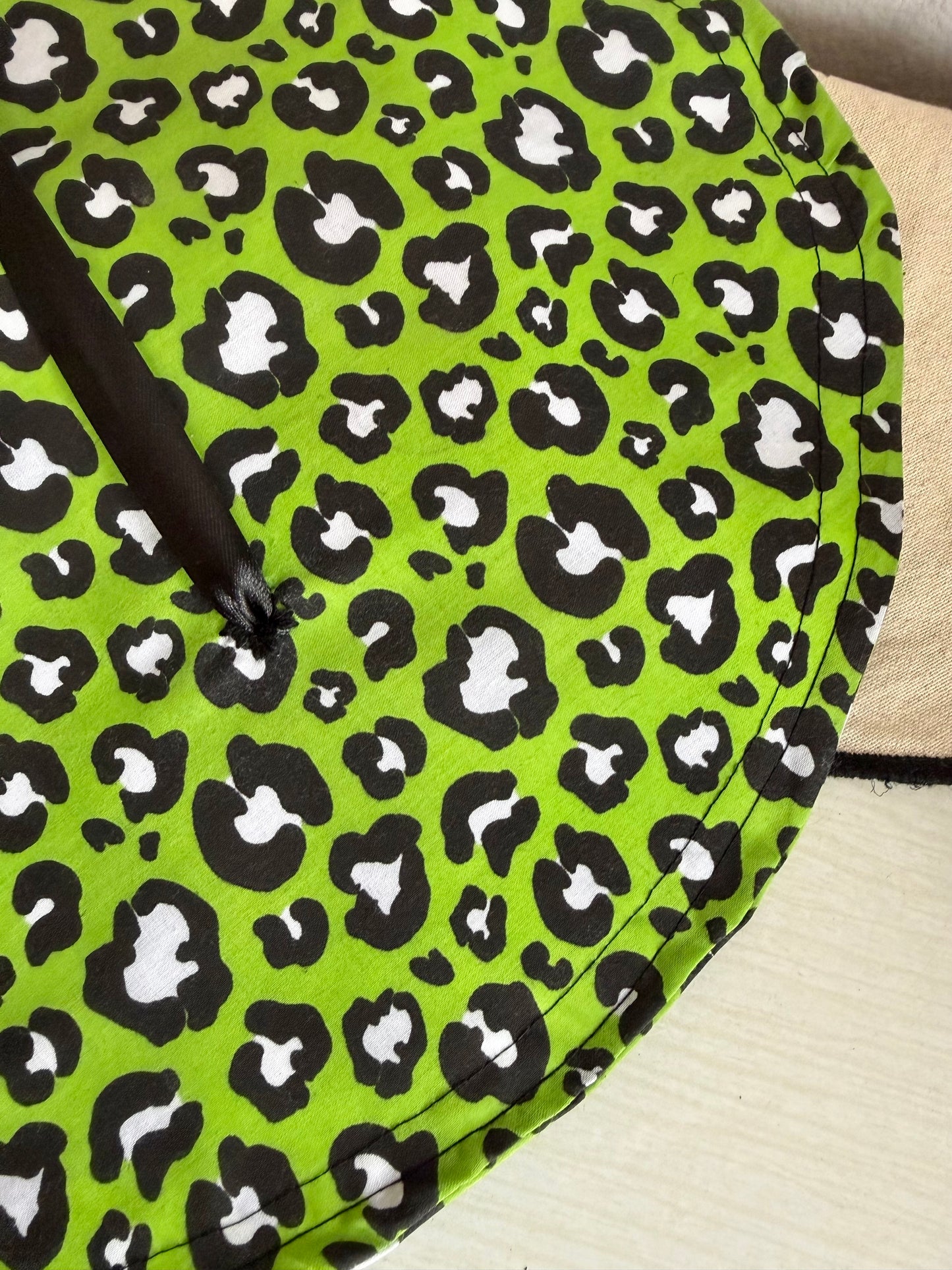 Green leopard print rockabilly sun hat