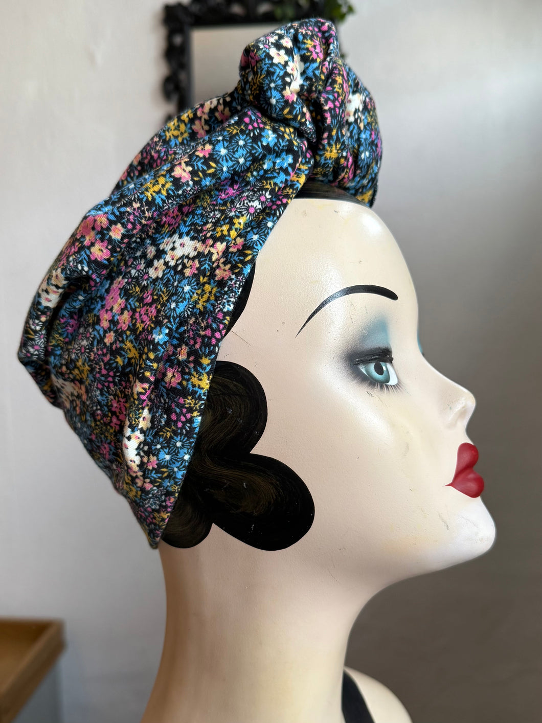 Floral 1940s vintage pin-up turban 