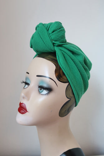 Bright green 1940s turban 