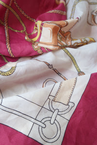 vintage scarf for 1940s turban tying  