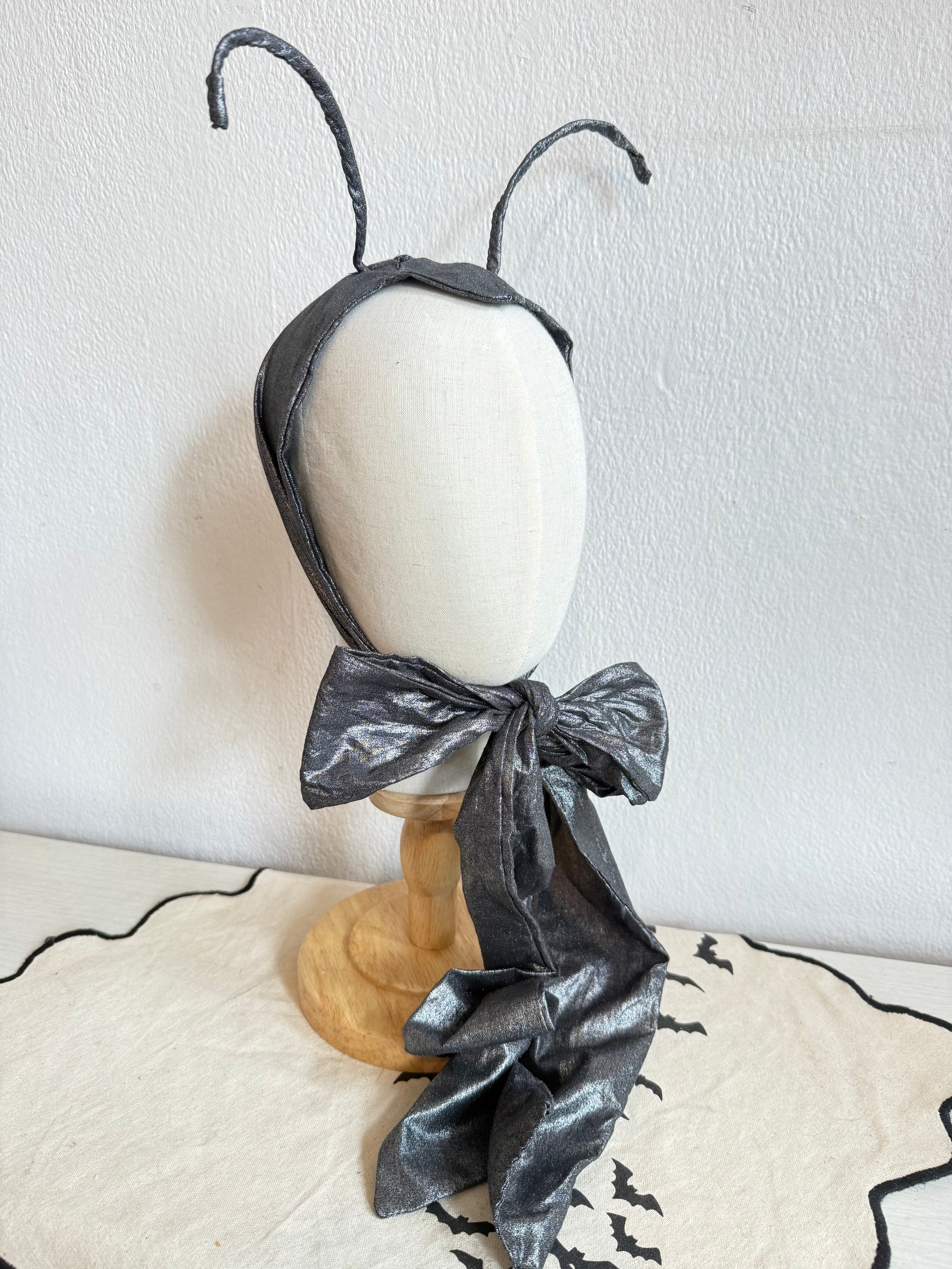 Sliver alien bug 90s raver headpiece 