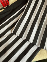 Load image into Gallery viewer, Handmade bandana  