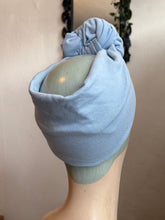 Load image into Gallery viewer, Vintage light blue headband 