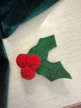 Load image into Gallery viewer, Holly hair clip