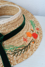 Load image into Gallery viewer, Vintage handmade straw hat 1950s