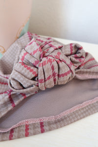 SALE ITEM: SLOUCHY KNOT Grey & Pink Houndstooth (Full Coverage) 1940s Style Pre-tied Turban