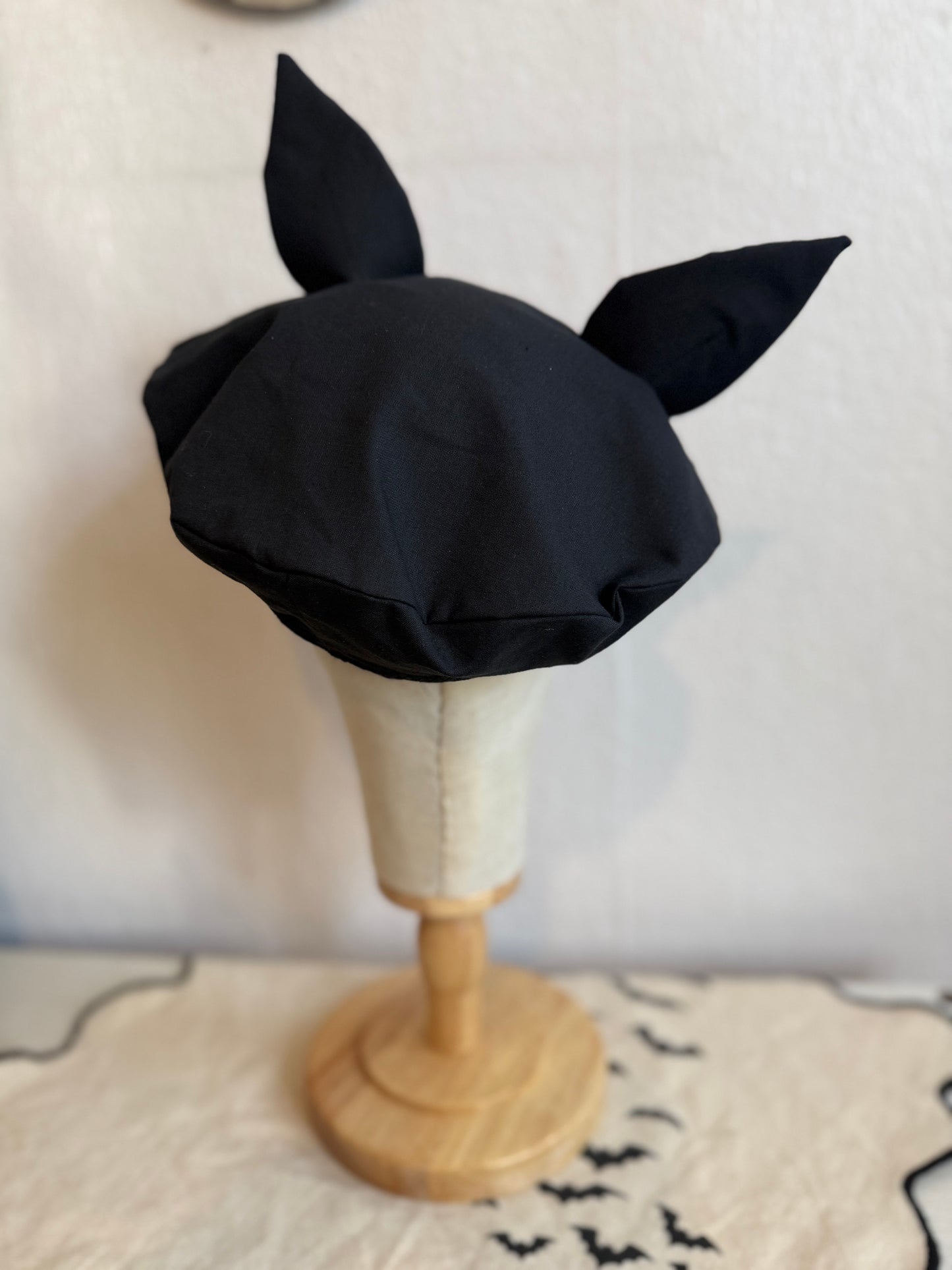 BAT BERET in Black (size 22”)