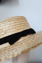 Load image into Gallery viewer, Vintage straw boater hat