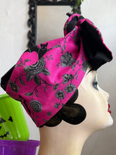 Load image into Gallery viewer, Bat Halloween goth headband