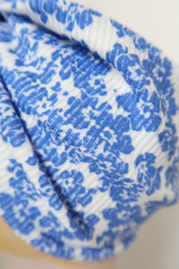 SALE ITEM: SLOUCHY KNOT Vintage Style Pre-tied Headband in Blue & White Floral