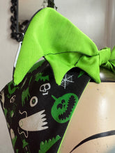Load image into Gallery viewer, Gothic Halloween alternative fashion bat headscarf 