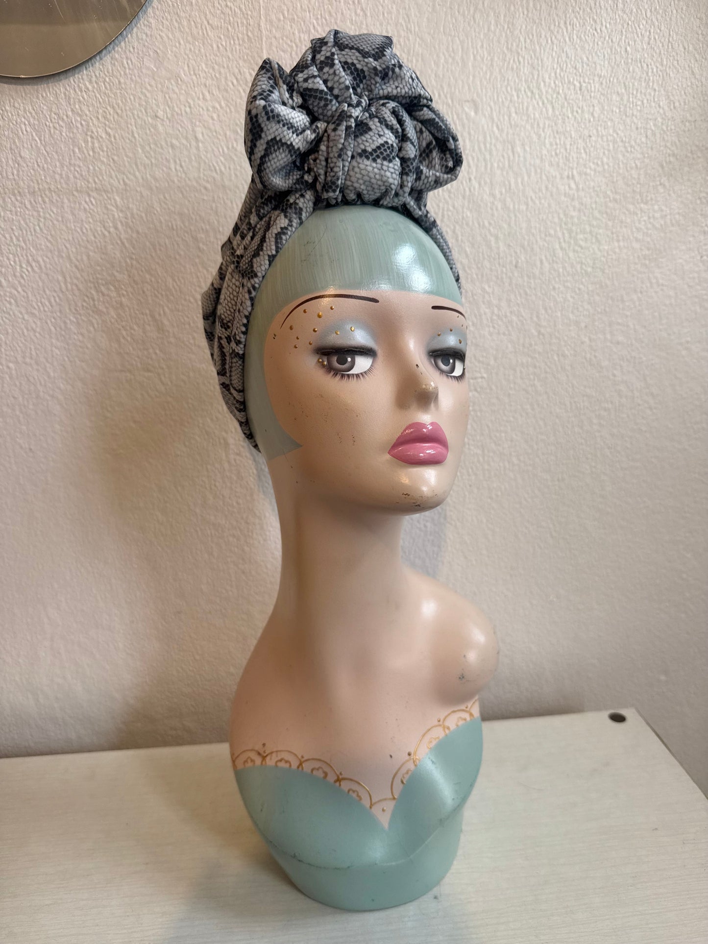 50% OFF SALE ITEM: Grey Snake Print(Full Coverage) 1940s Style Pre-tied Turban with Small Knot