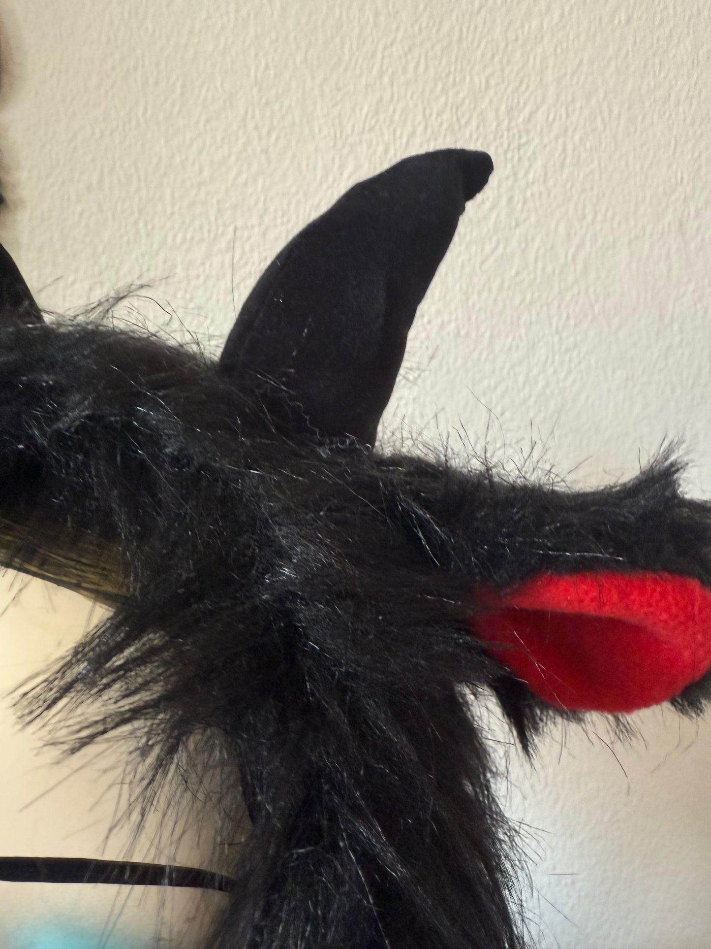 Velvet goat horns