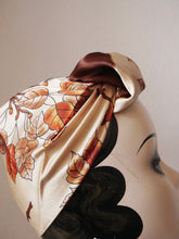 Load image into Gallery viewer, Autumn Leaves True Vintage Scarf🍁