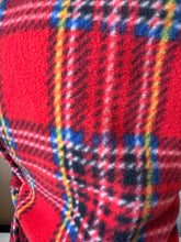 Load image into Gallery viewer, Tartan fleece