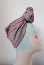 Load image into Gallery viewer, SALE ITEM: SLOUCHY KNOT Grey &amp; Pink Houndstooth (Full Coverage) 1940s Style Pre-tied Turban