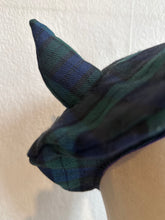 Load image into Gallery viewer, Blackwatch tartan devil beret hat