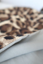 Load image into Gallery viewer, Leopard bag