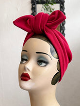 Load image into Gallery viewer, 1940s Landgirl vintage headscarf turban