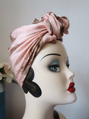 vintage scarf for 1940s turban tying  