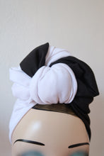 Load image into Gallery viewer, Black and white vintage 1940s turban