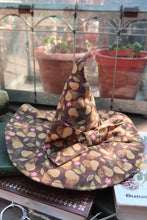 Load image into Gallery viewer, Brown cottagecore witch hat