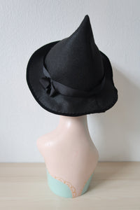 Vintage 1930s 1940s Handmade Gothic Black Witch Hat